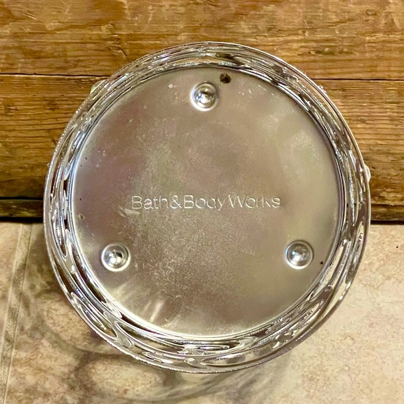 BBW 3 Wick Candle Holder - Picture 5 of 6